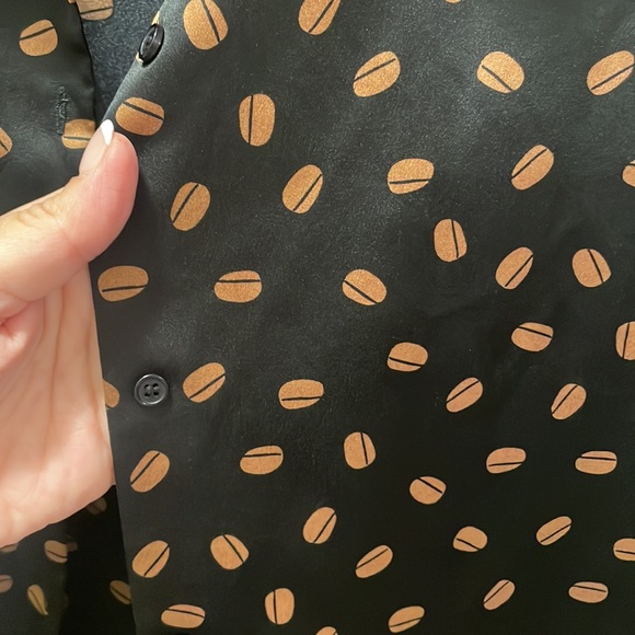 Beautiful soft blouse - Picture 4 of 4